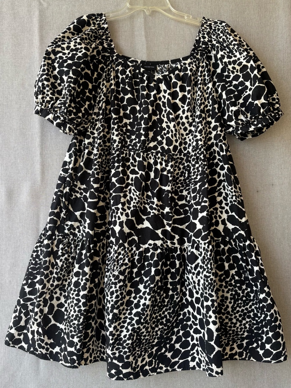 WHO WHAT WEAR Black & White Animal Print Puff Sleeve Dress size XL 100% cotton